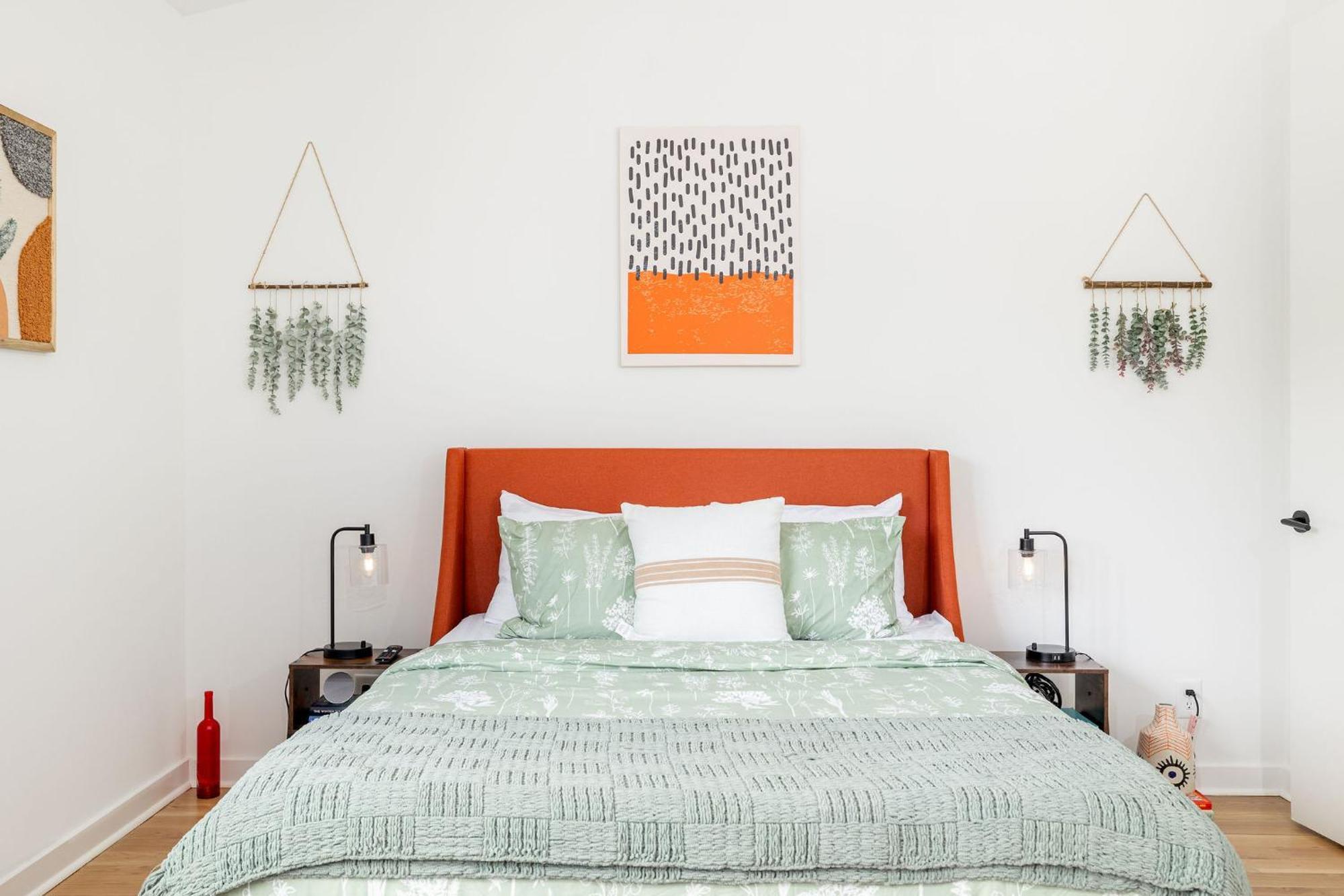 Casa de Férias Extra Spacious 4 Bed / 4.5 Bath Music Row